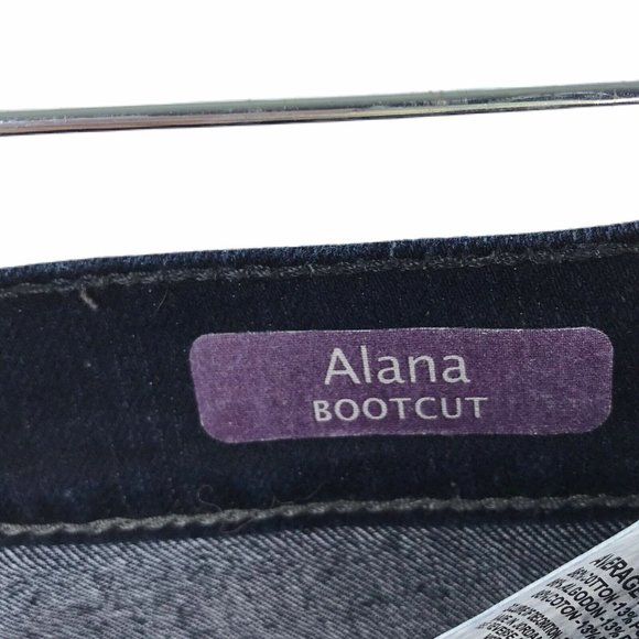 Gloria Vanderbilt Womens Jeans Alana Bootcut Size 6 Dark Wash Mid Rise Stretch - Picture 9 of 10